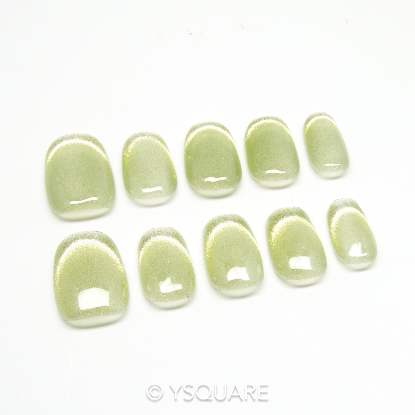 < Raisin Blanc >