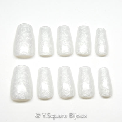 < Blanc Nacré > Y.Square Faux Ongles Fait Main Réutilisables
