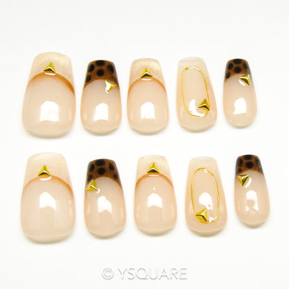 < Cloutée > Y.Square Faux Ongles Fait Main Réutilisables / Handmade Press On Nails 