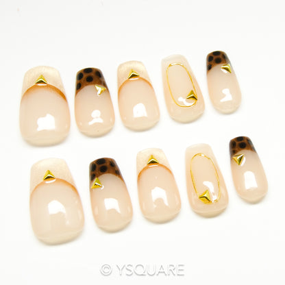 < Cloutée > Y.Square Faux Ongles Fait Main Réutilisables / Handmade Press On Nails 