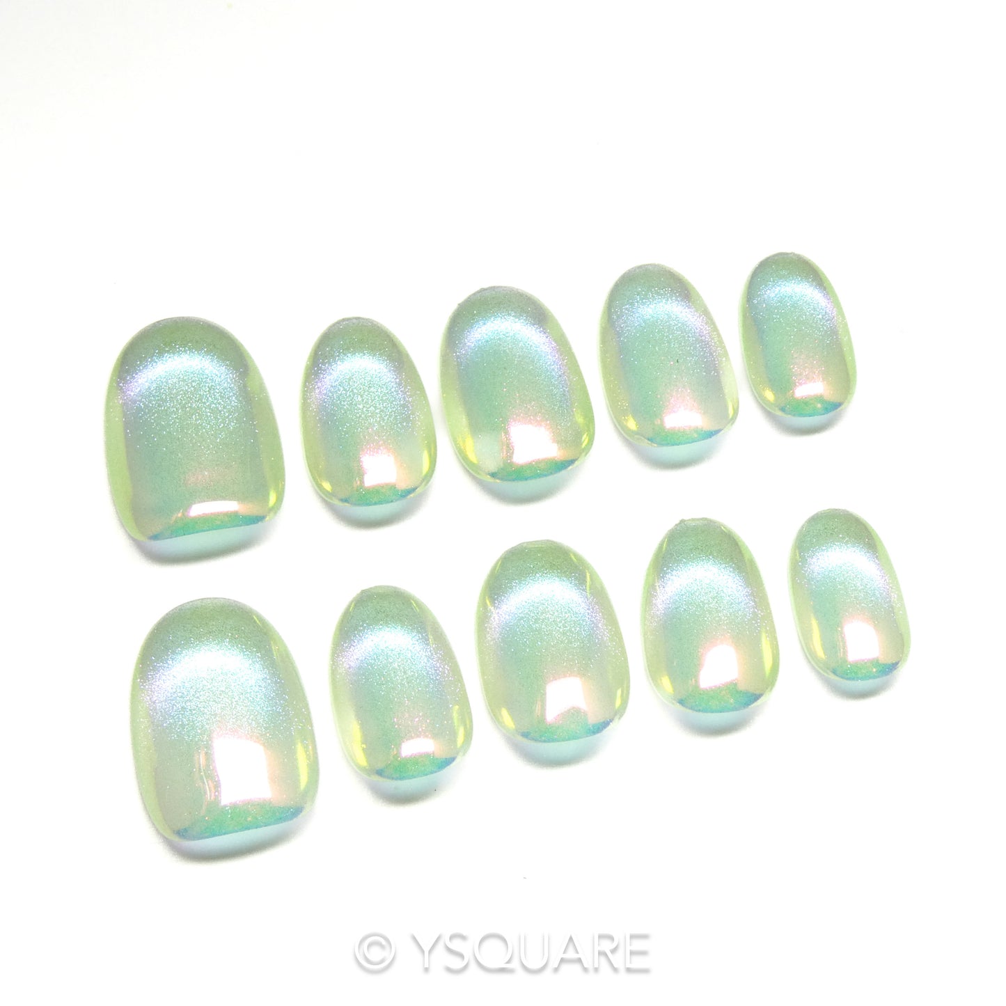 < Cristal Menthe >