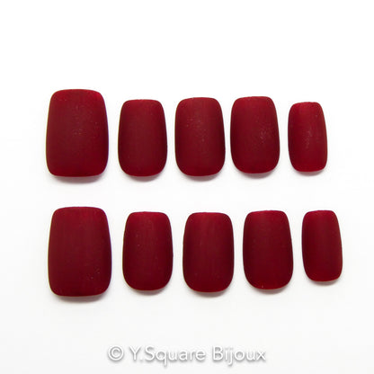 < Lipstick >