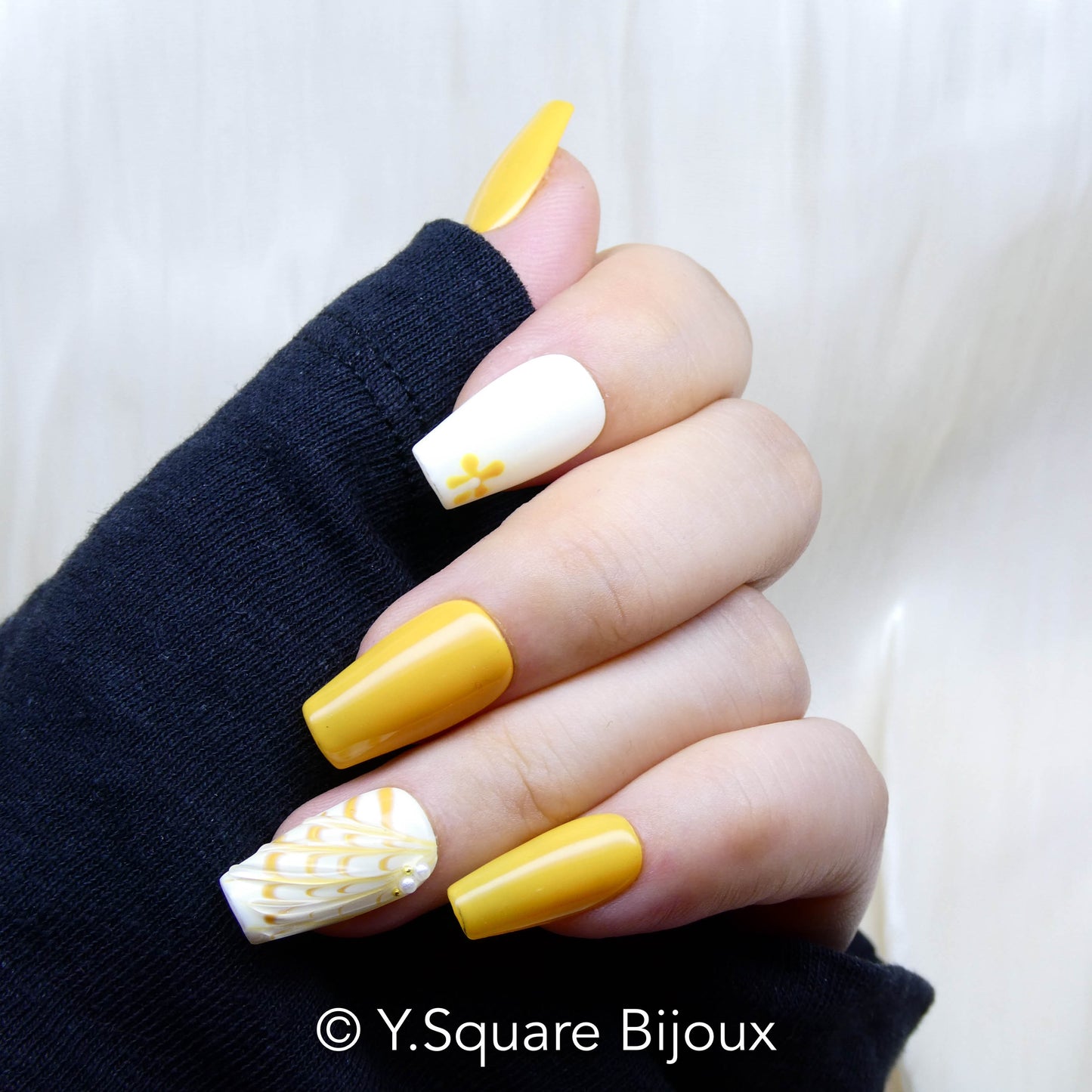 Dernière chance– Taille M -30 % – Y.Square Faux ongles