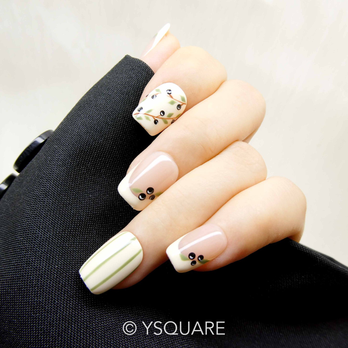 < Olivier > Y.Square Presson Faux Ongles Fait Main Réutilisables