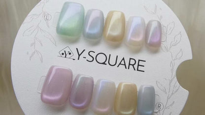 < Aurora Pastel >
